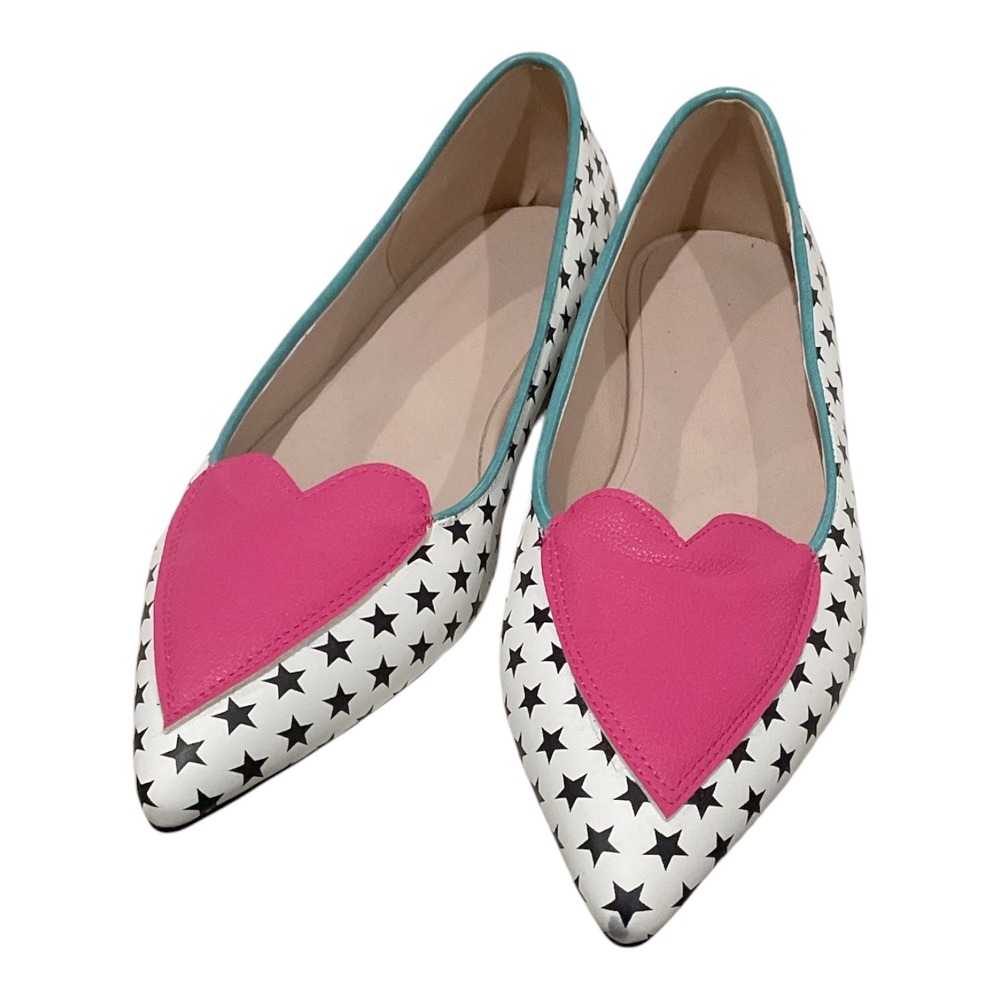 Ivory Star Print Pointed Toe Flats with Pink Heart Patch and Teal Trim Size 8.5